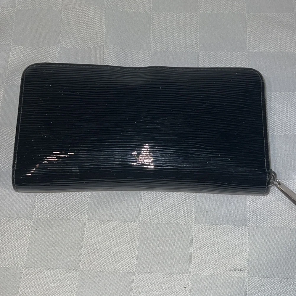 Louis Vuitton Black Patent Epi Zippy Zip  Around Organizer Wallet